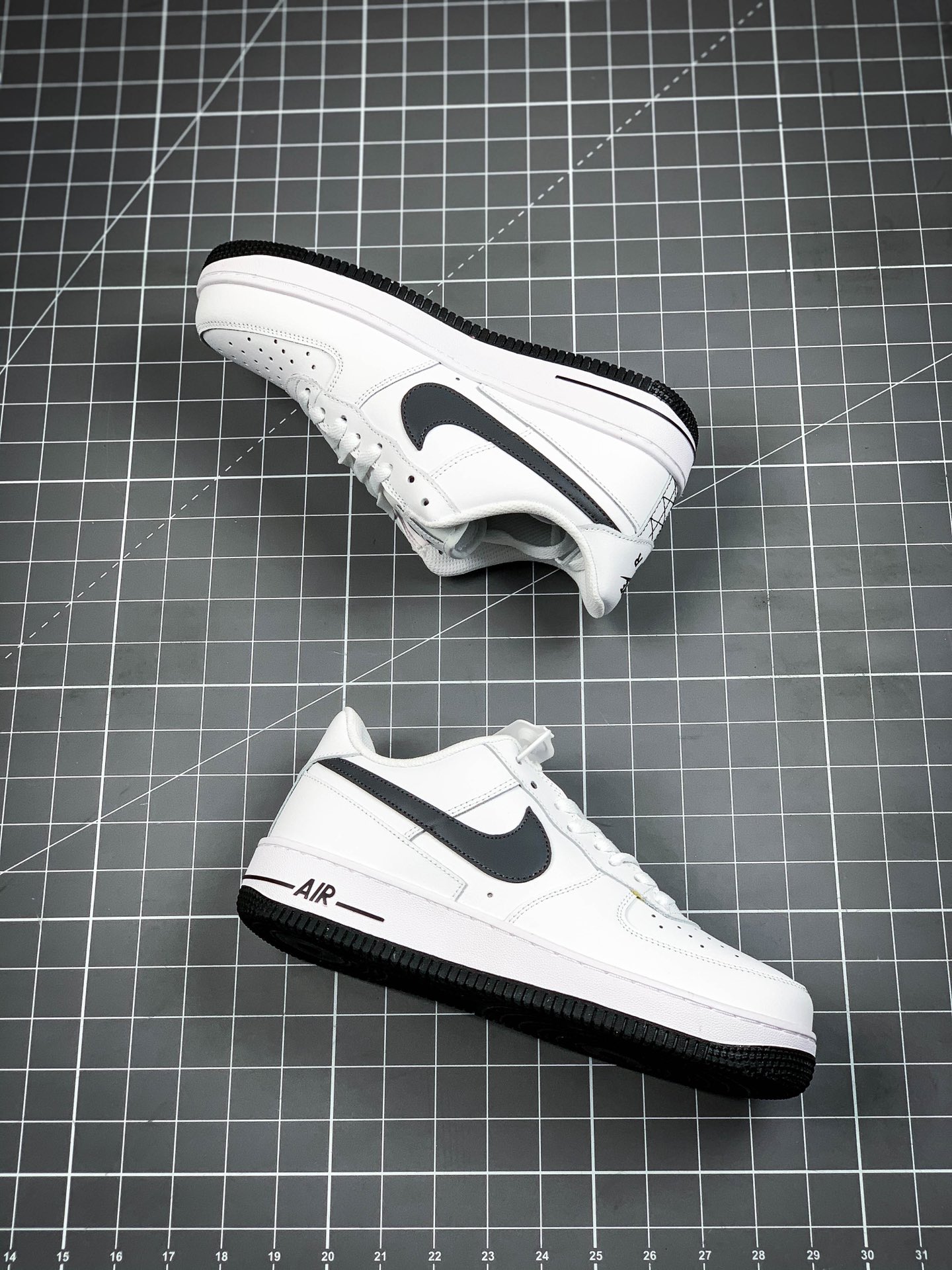200 Air force1 空军一号 DD7113-100