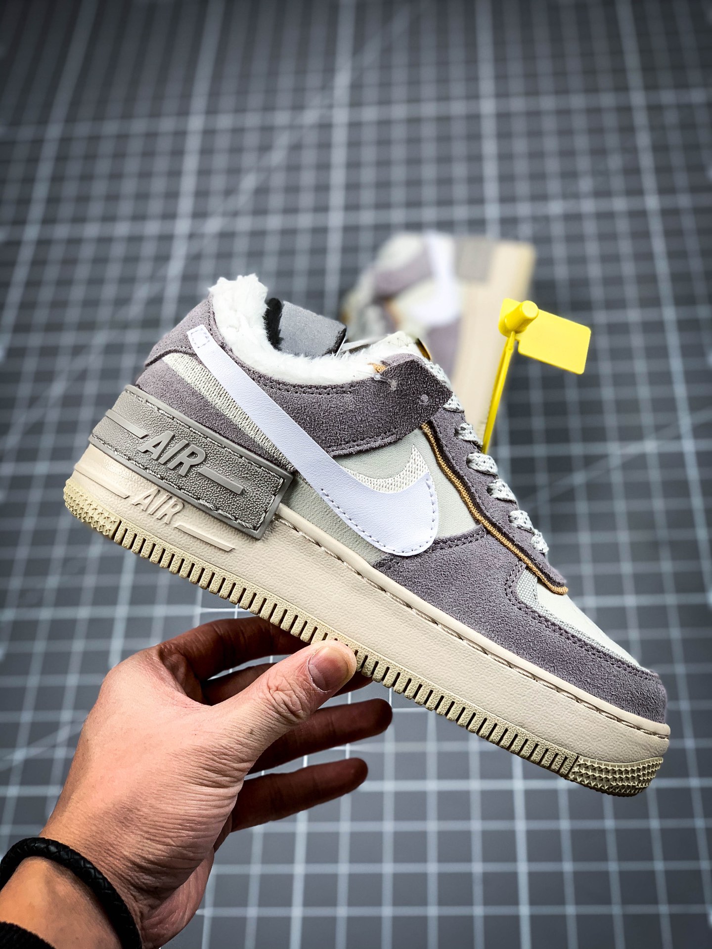 200 Nike Air Force 1 Shadow 秋冬加绒款 DC5270-016