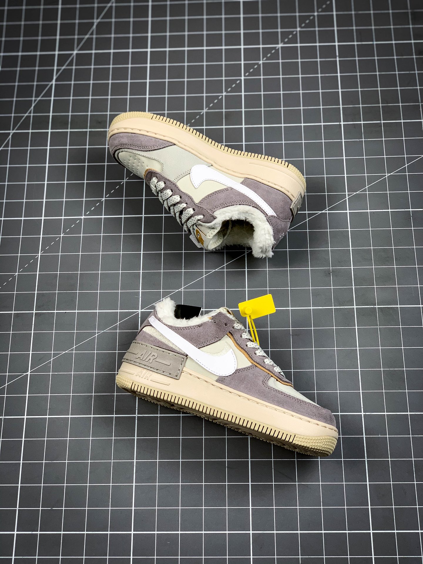 200 Nike Air Force 1 Shadow 秋冬加绒款 DC5270-016
