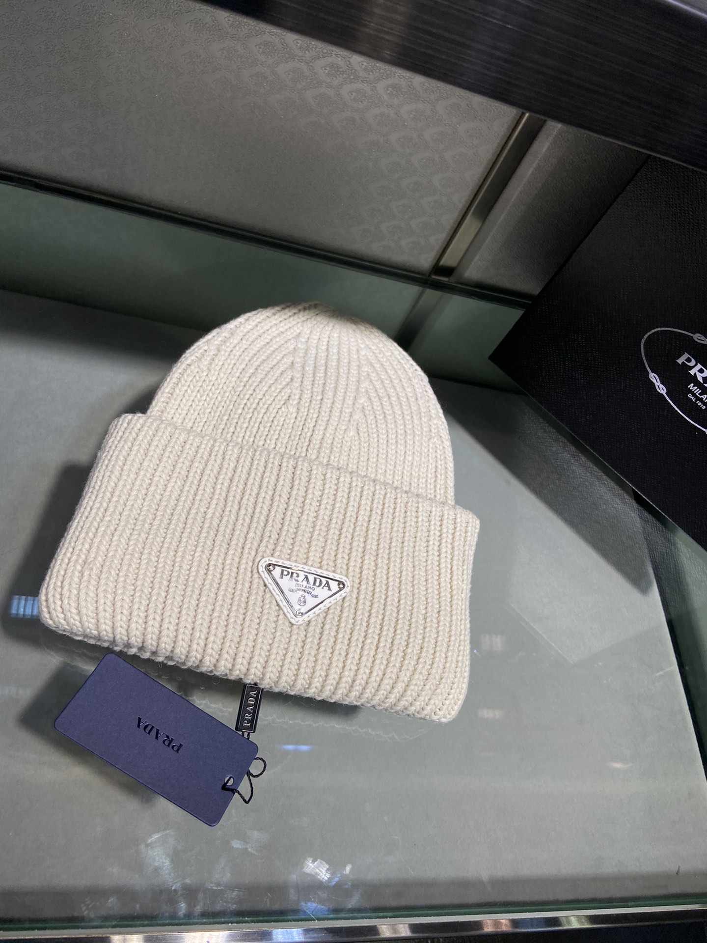 프라다 모자 84689 Prada Cap
