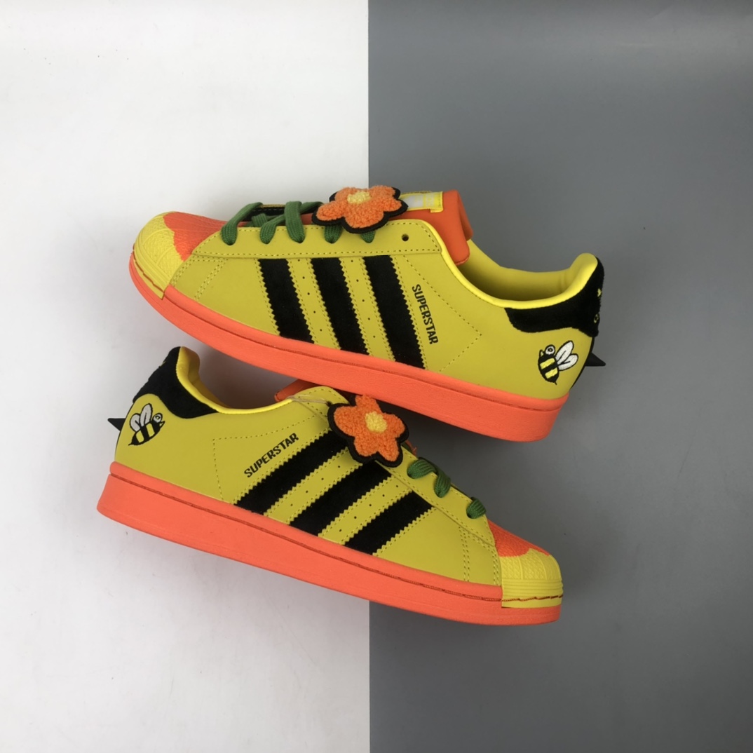 220 Adaias Melting Sadness x Adidas Originals Superstar贝壳头经典百搭休闲运动板鞋“小蜜蜂”FZ5254