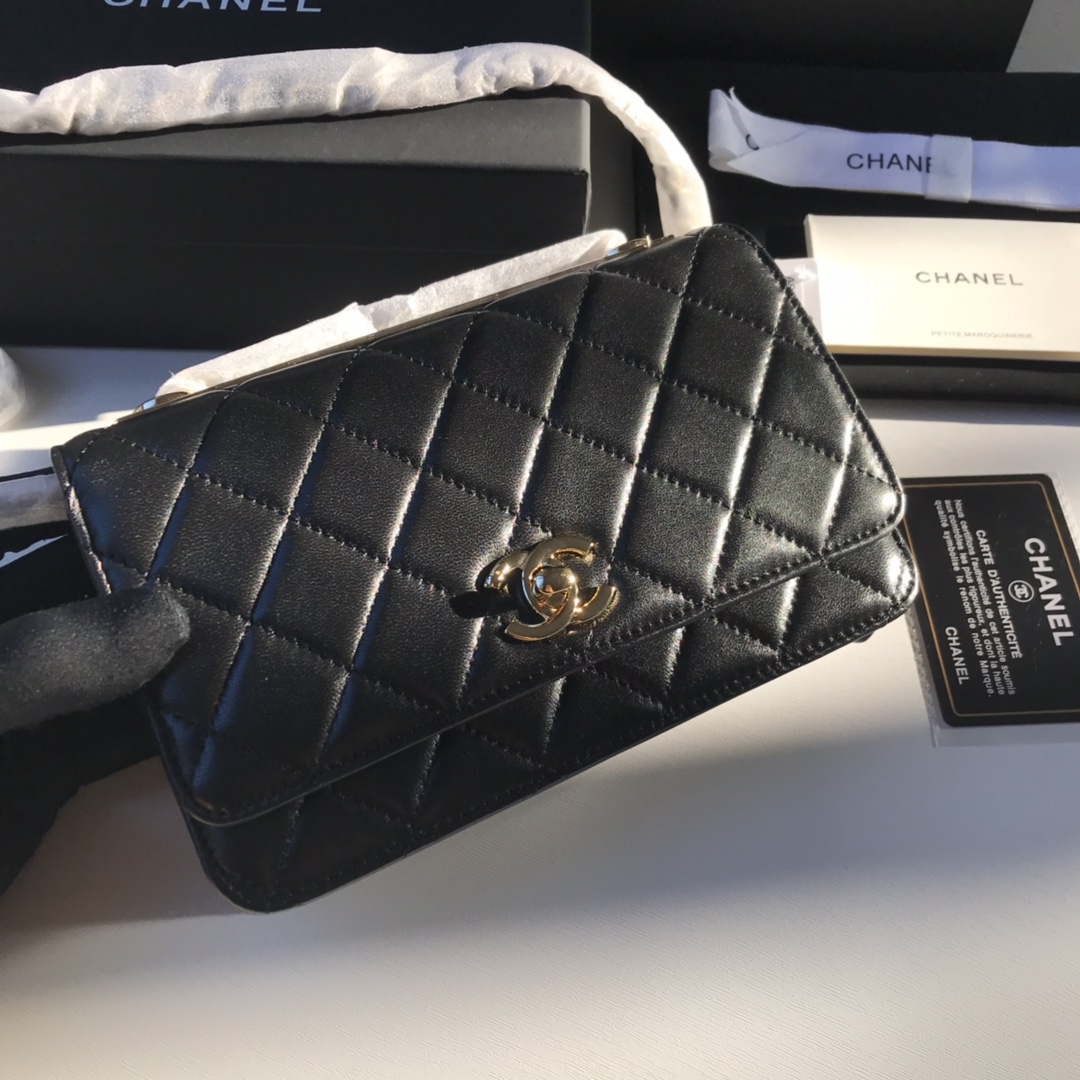 Chanel 小香升级版链条包 款 皮料五金