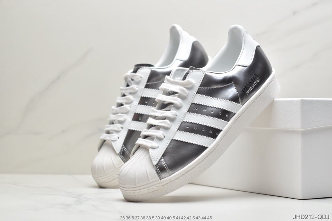 190 公司级意大利奢侈品牌(普拉达)Prada x adidas Superstar 80s”White/Black”贝壳头经典百搭休闲运动板鞋“皮革白黑LOGO普拉达”FX4546