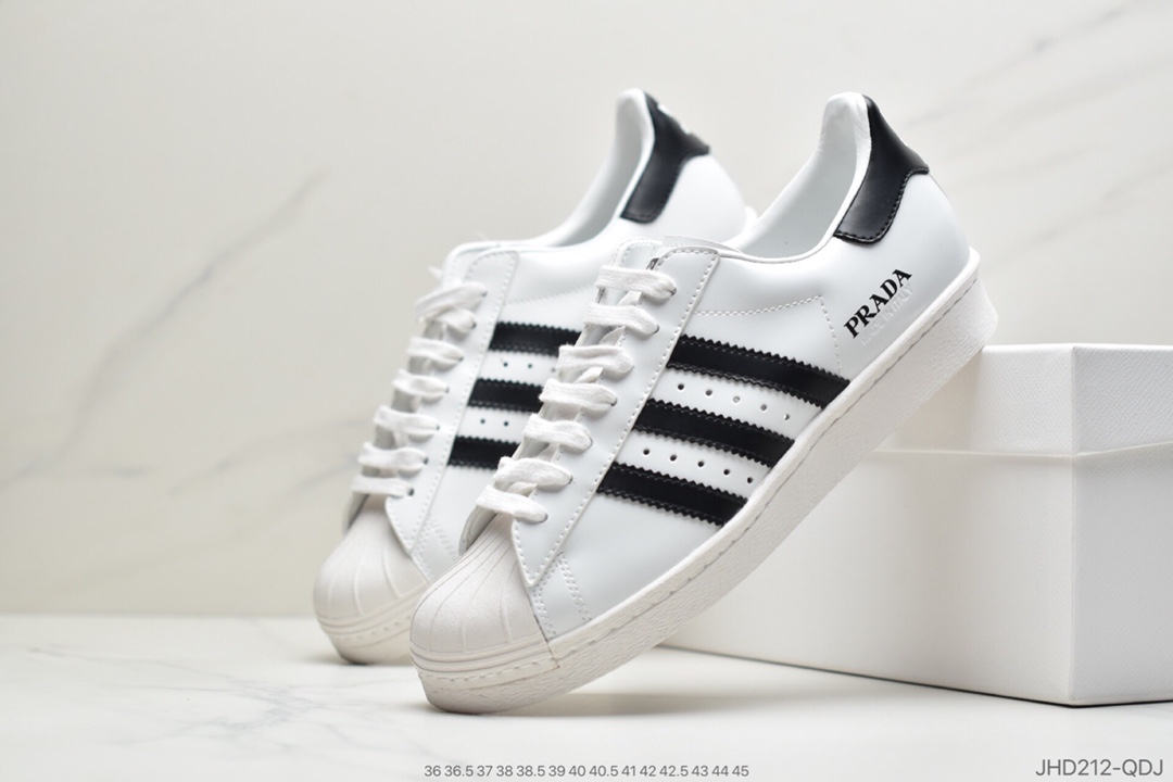 190 公司级意大利奢侈品牌(普拉达)Prada x adidas Superstar 80s”White/Black”贝壳头经典百搭休闲运动板鞋“皮革白黑LOGO普拉达”FX4546