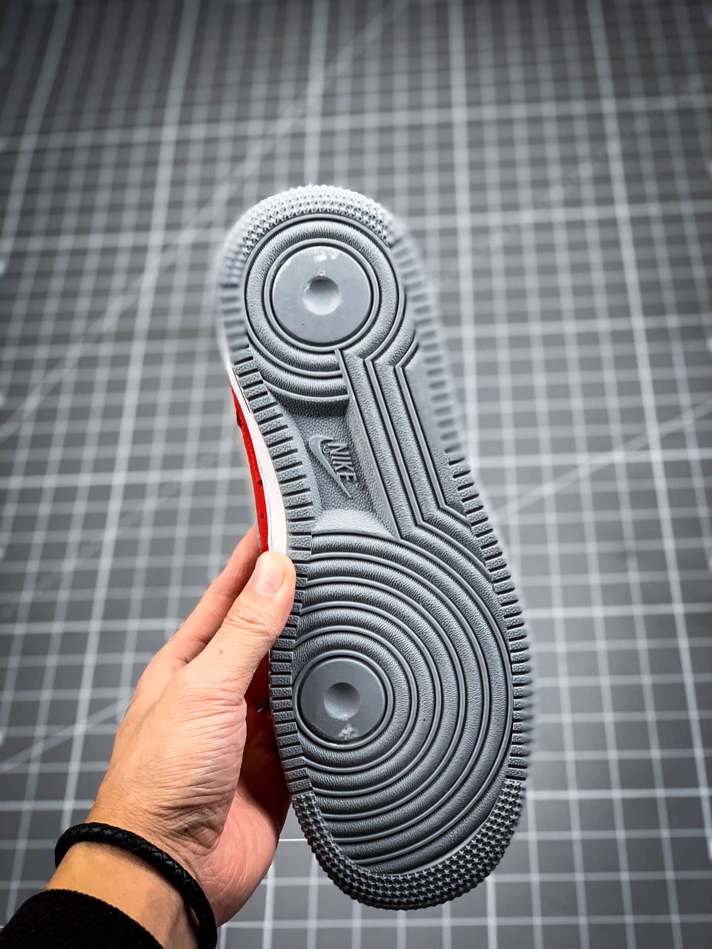 200 新配色 耐克 NIKE  FORCE 1 ‘07空军一号系列 DD7113-600