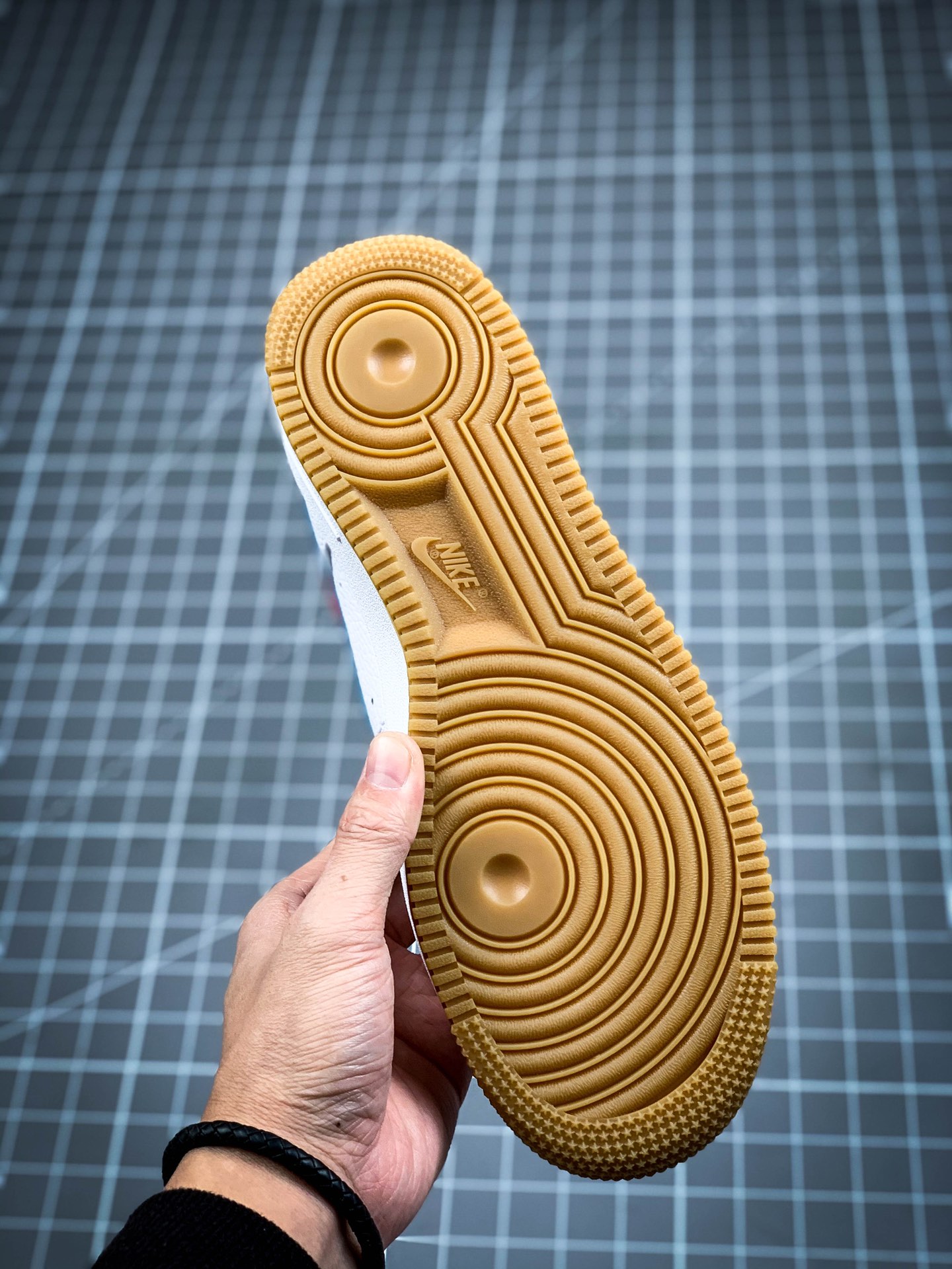 200 公司级 耐克Nike W AIR FMRCE 1 07 LV8 空军一号低帮 DA4660