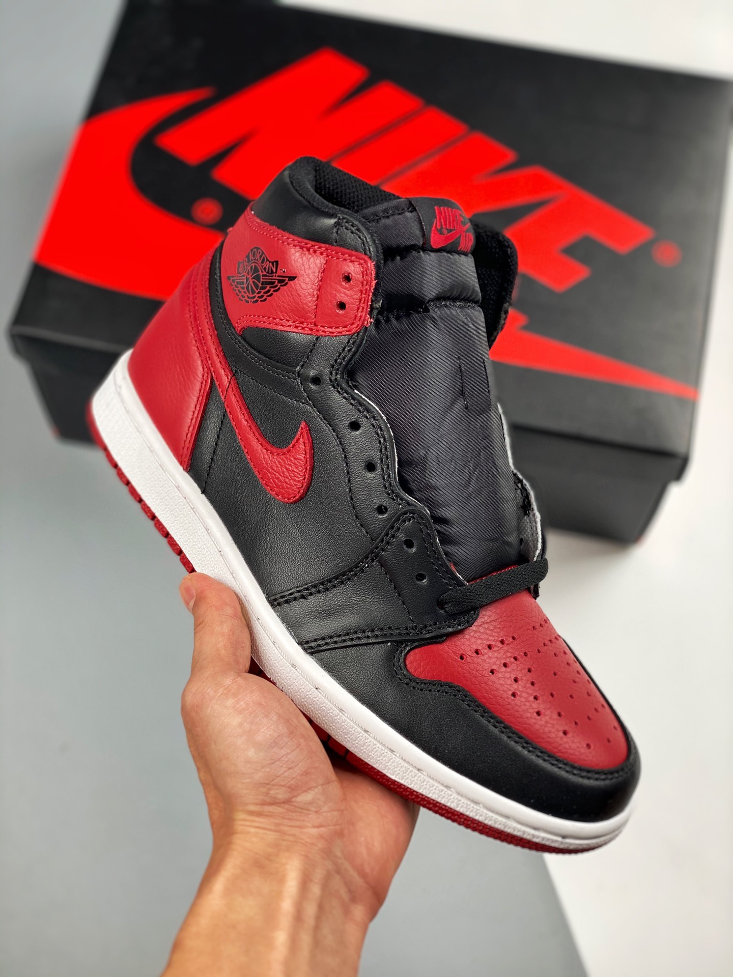 Base original de Dongguan, el rey de la relación calidad-precio en el mercado💯 Air Jordan 1 Retro Bred Banned Negro y …