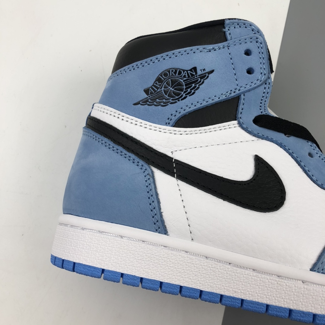 260 Air Jordan 1 Retro High OG “University Blue” 大学白蓝 555088-134