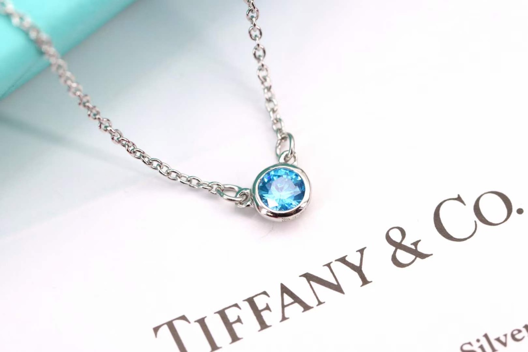 Tiffany & Co. 叠搭佩戴中的王者