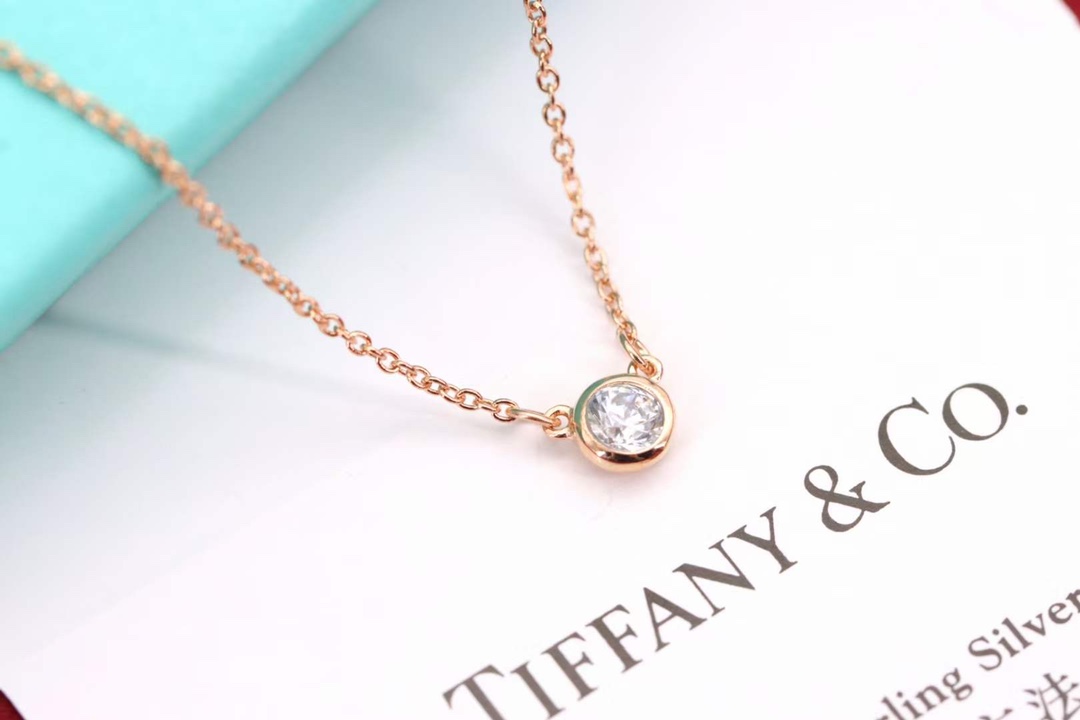 Tiffany & Co. 叠搭佩戴中的王者