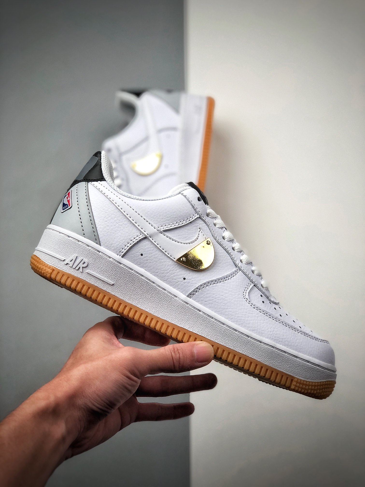 200 NIKE FORCE空军一号运动休闲板鞋 CT2298-100