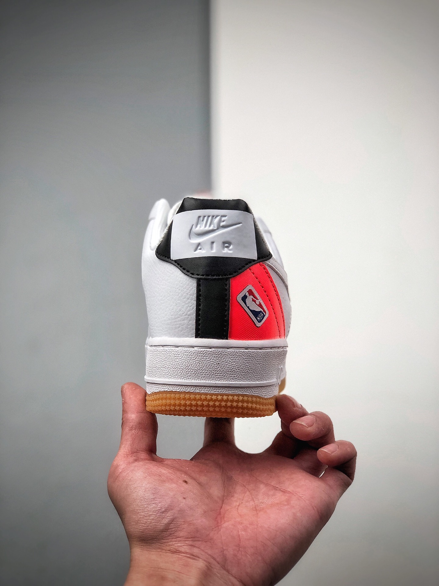 200 NIKE FORCE空军一号运动休闲板鞋 CT2298-101