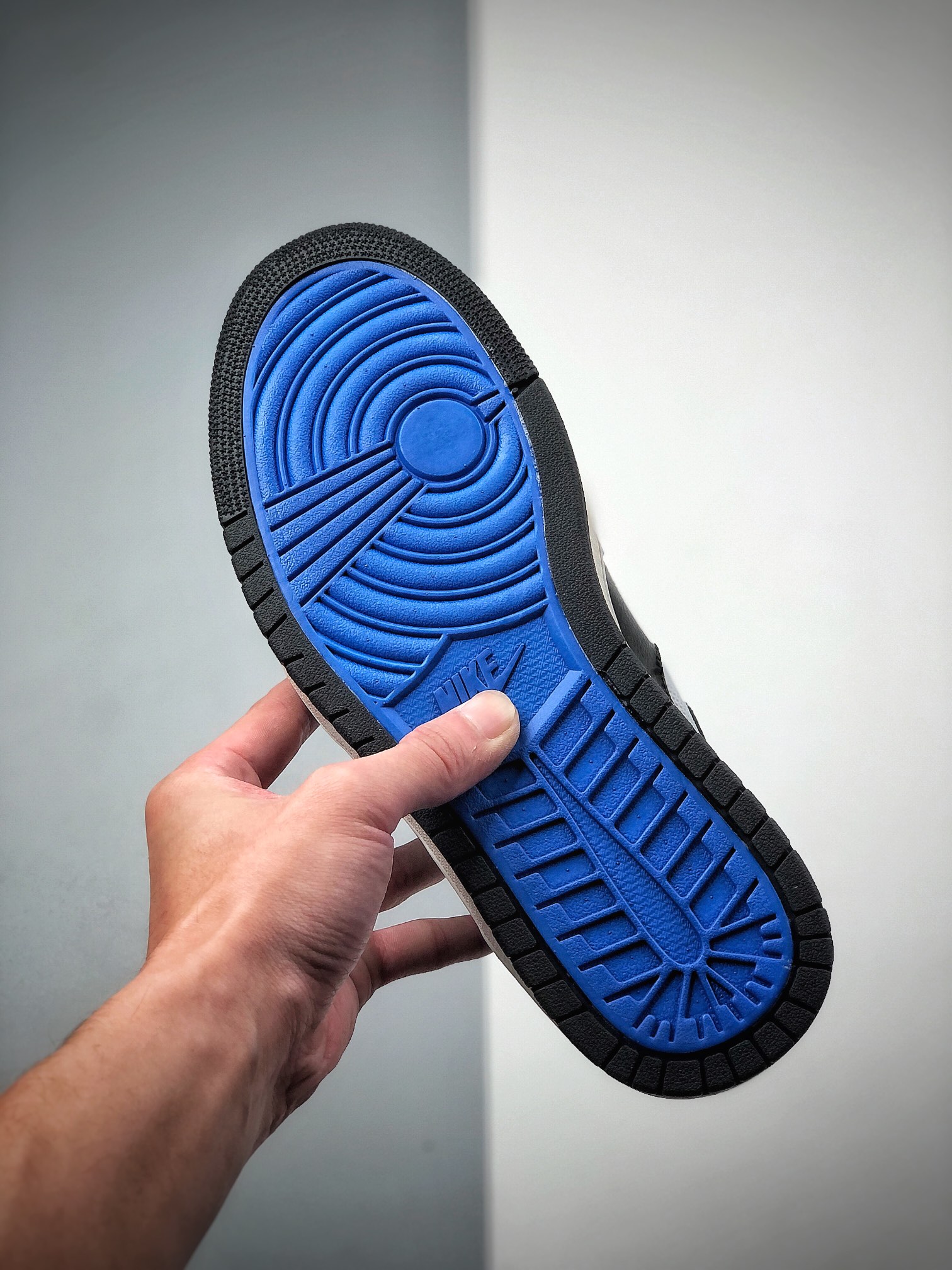 360  Air Jordan 1 Zoom Comfort SE “Hyper Royal”金属铆钉CZ1360-401