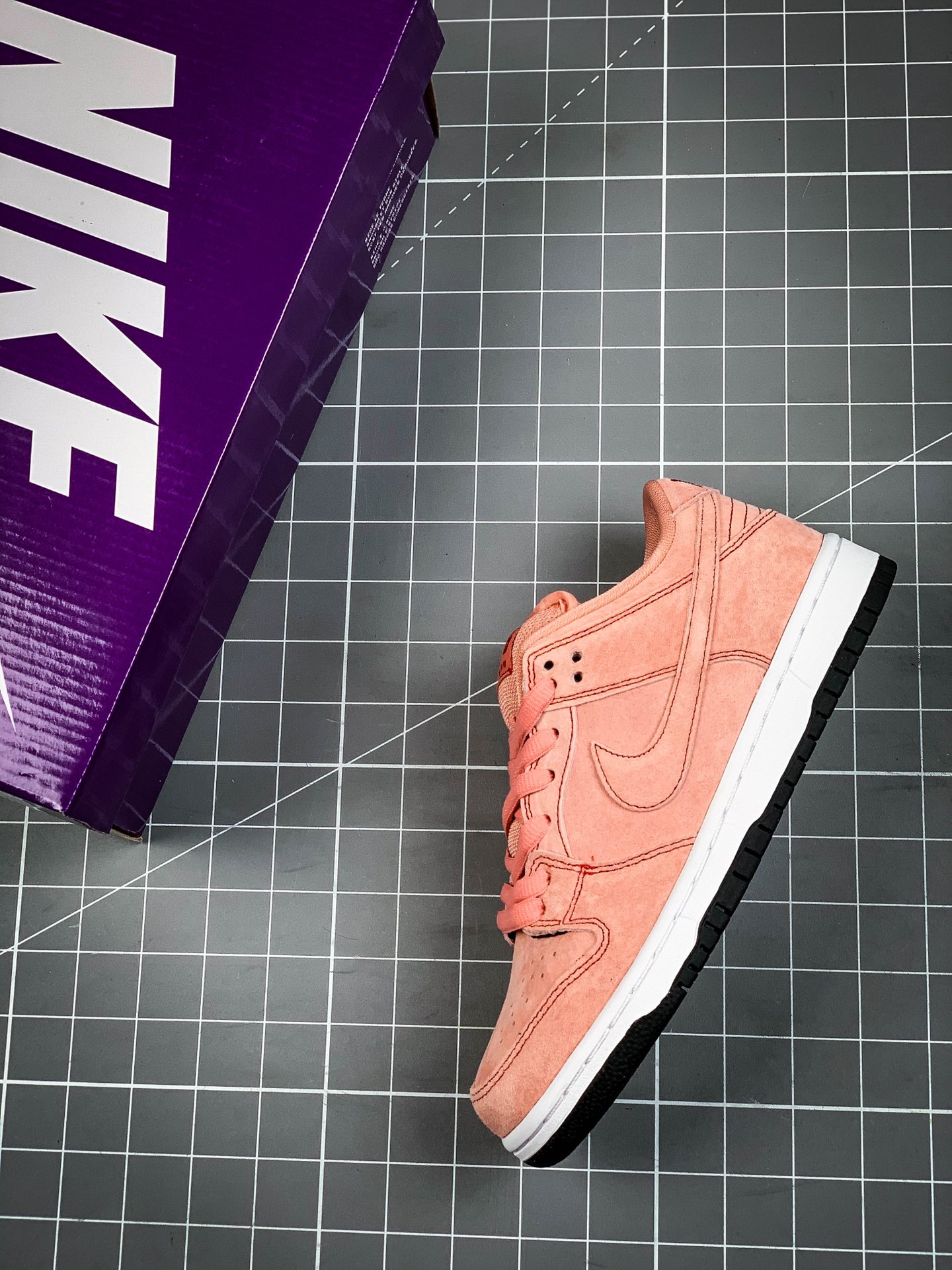 280 NIKE SB Dunk Low “Pink”粉红  CV1655-600