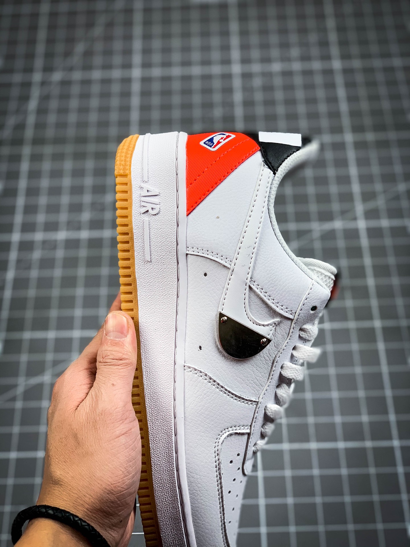 200  耐克/NIKE AIR FORCE 1  LOW RELEASING WITH ACG VIBES “NBA联名”款空军一号 CT2298-101