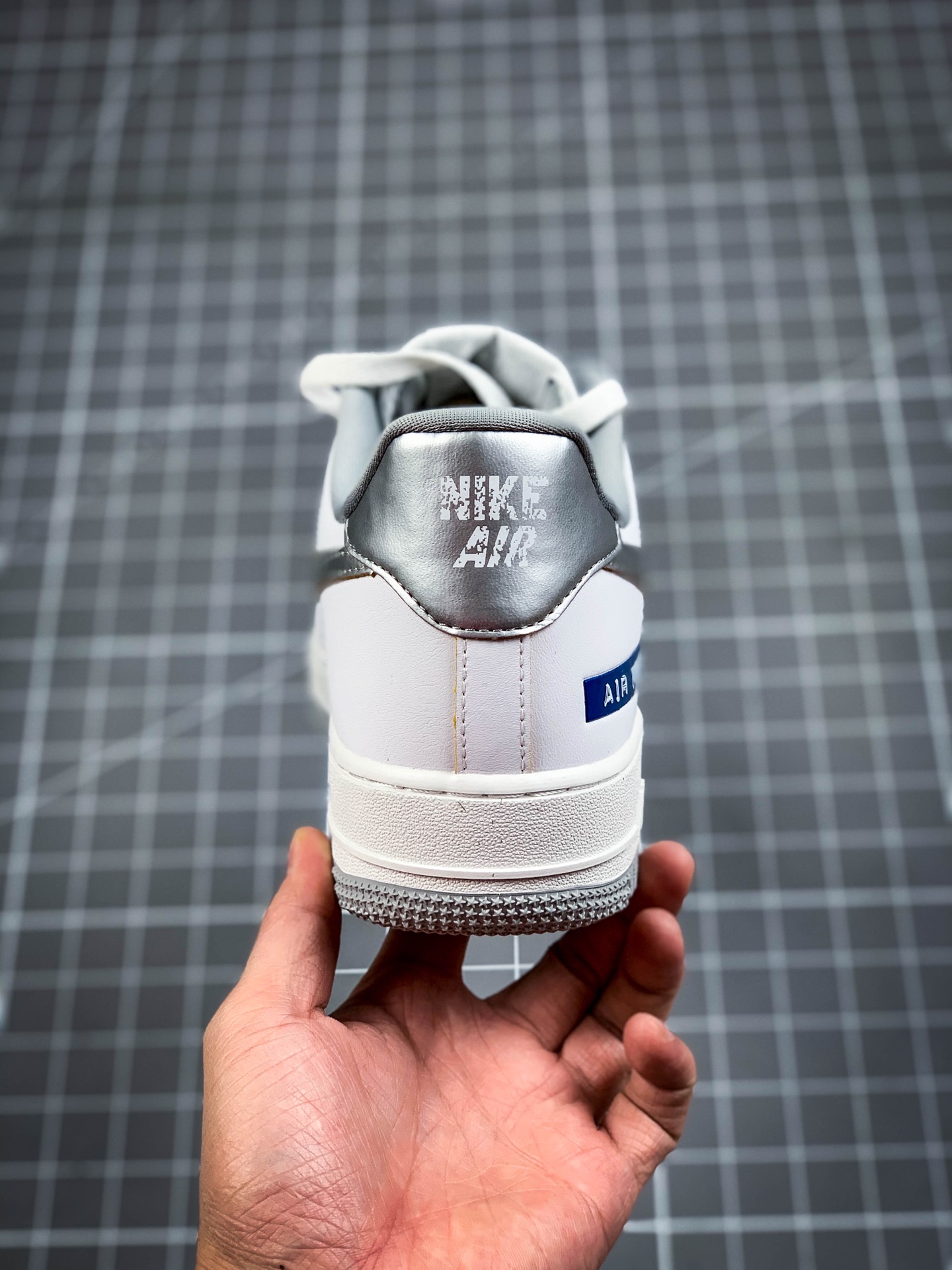 200 Nike Air Force 1 空军一号低帮休闲运动板鞋 DC5209-100