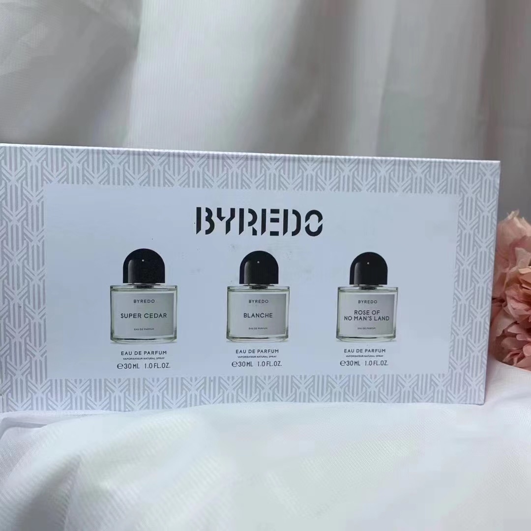 Byredo Perfume Sample Set: Unnamed Rose, White Romance, Super Cedar - 3 x 30ml 2 i1606963054 616 1
