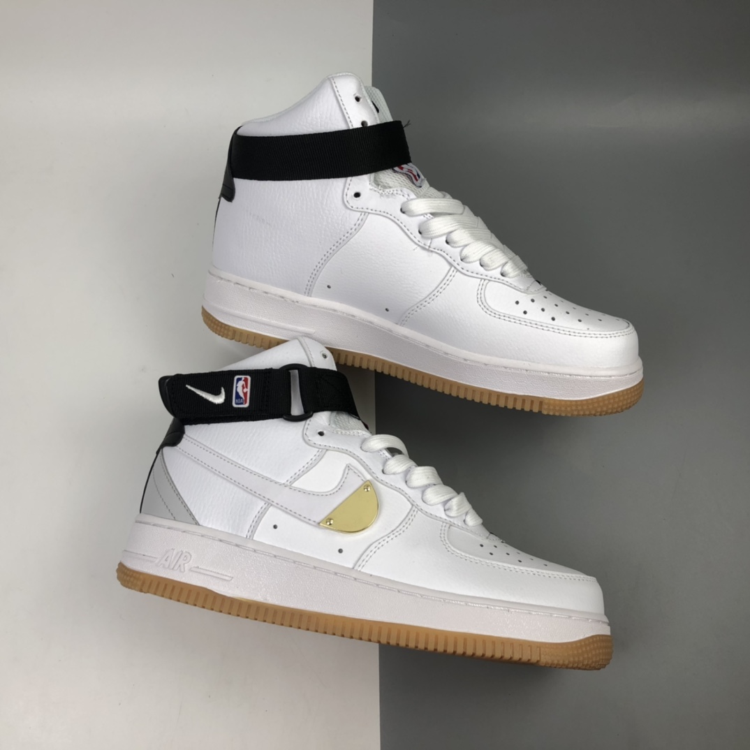 220 NK Air Force 1 High 空军一号经典高帮百搭休闲运动板鞋 CT2306-100 尺码：36 36.5 37.5 38 38.5 39 40 40.5 41 42 42.5 43 44 44.5 45