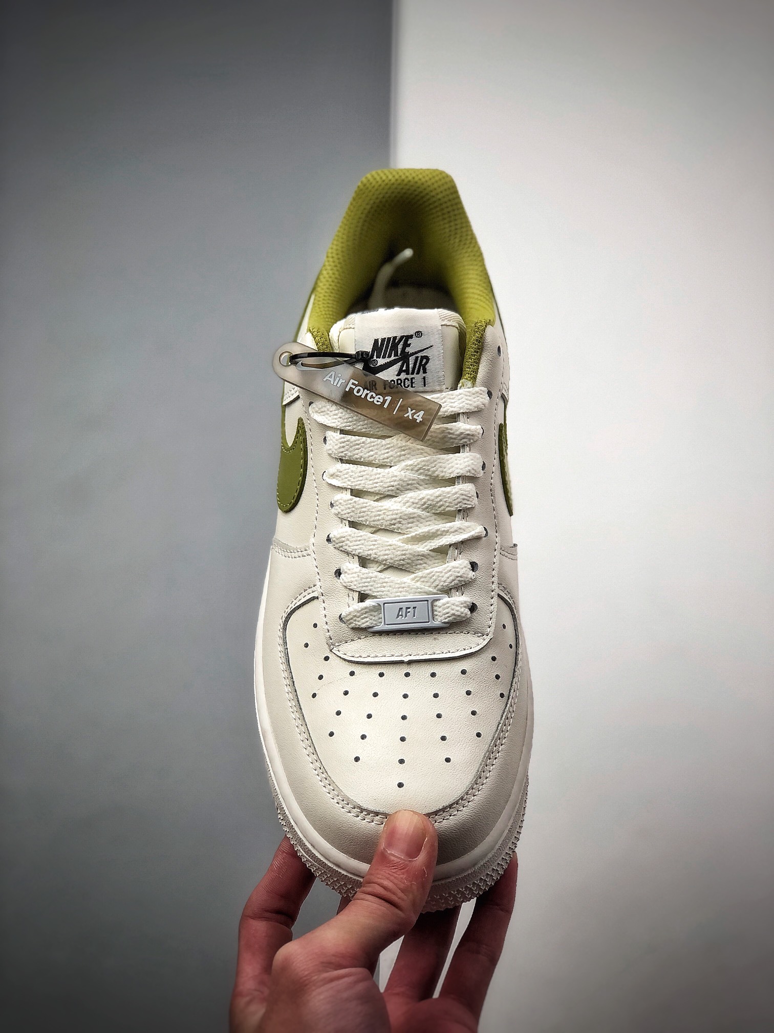 200 NIKE FORCE空军一号运动休闲板鞋 DD1279-107