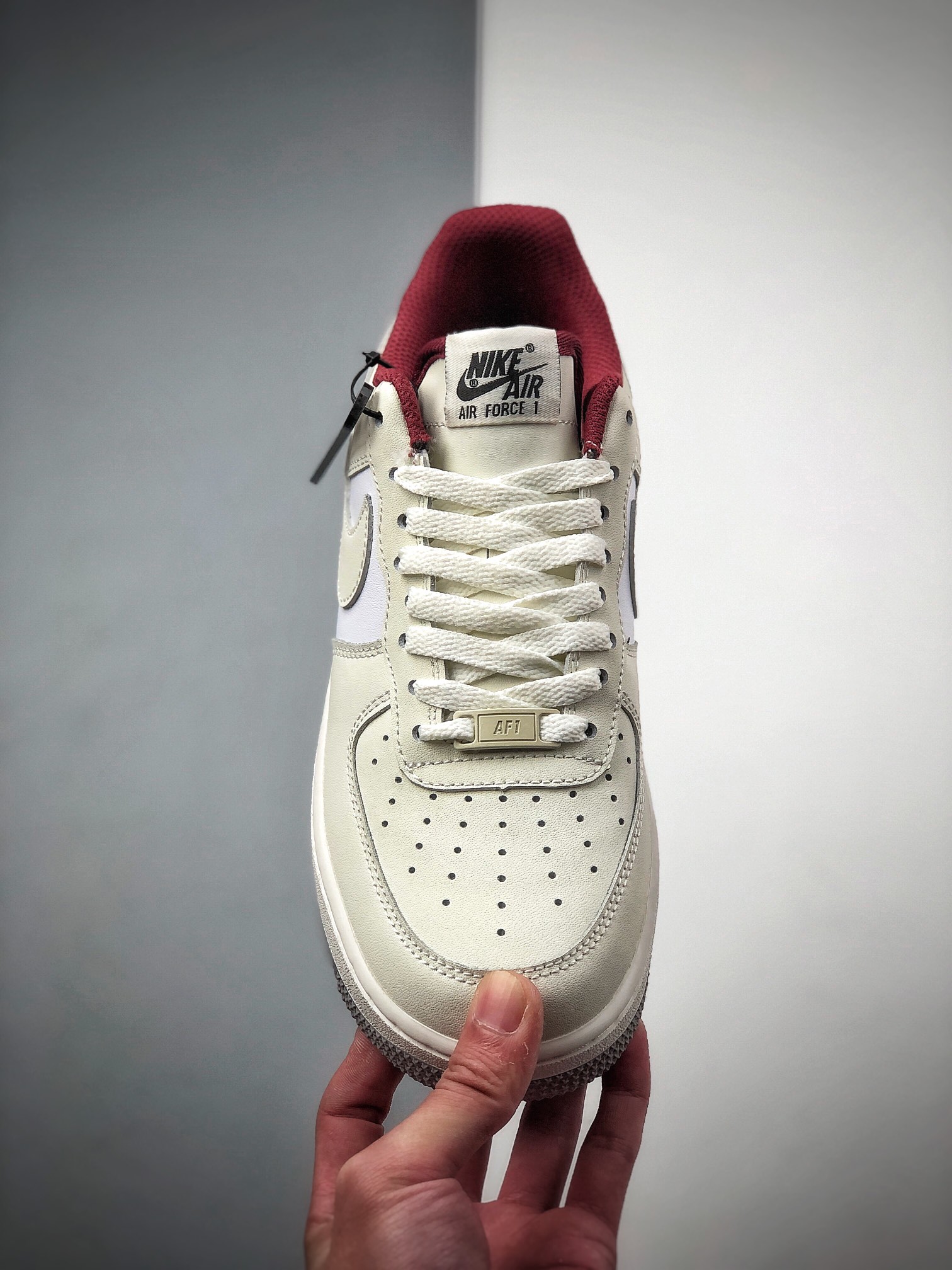 200 NIKE FORCE空军一号运动休闲板鞋DD7209-101