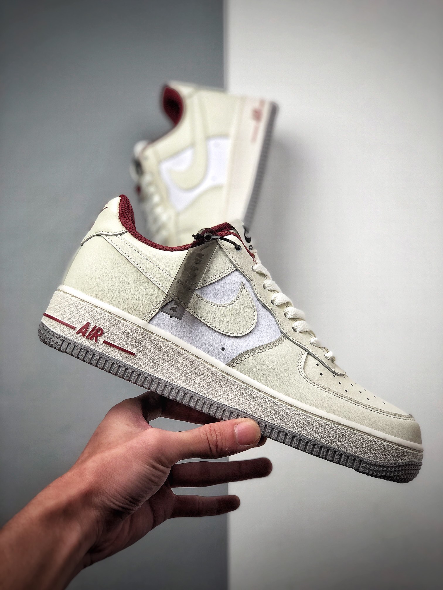 200 NIKE FORCE空军一号运动休闲板鞋DD7209-101
