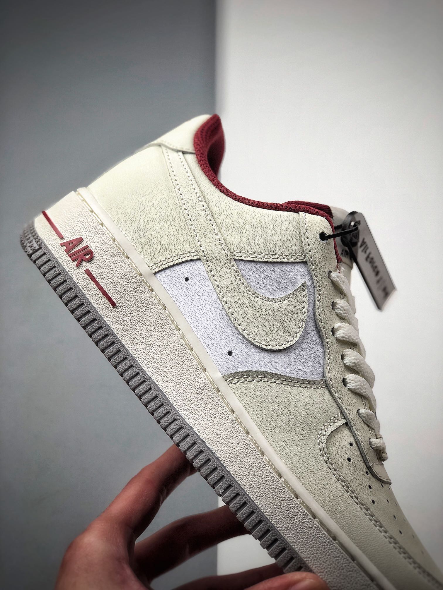 200 NIKE FORCE空军一号运动休闲板鞋DD7209-101