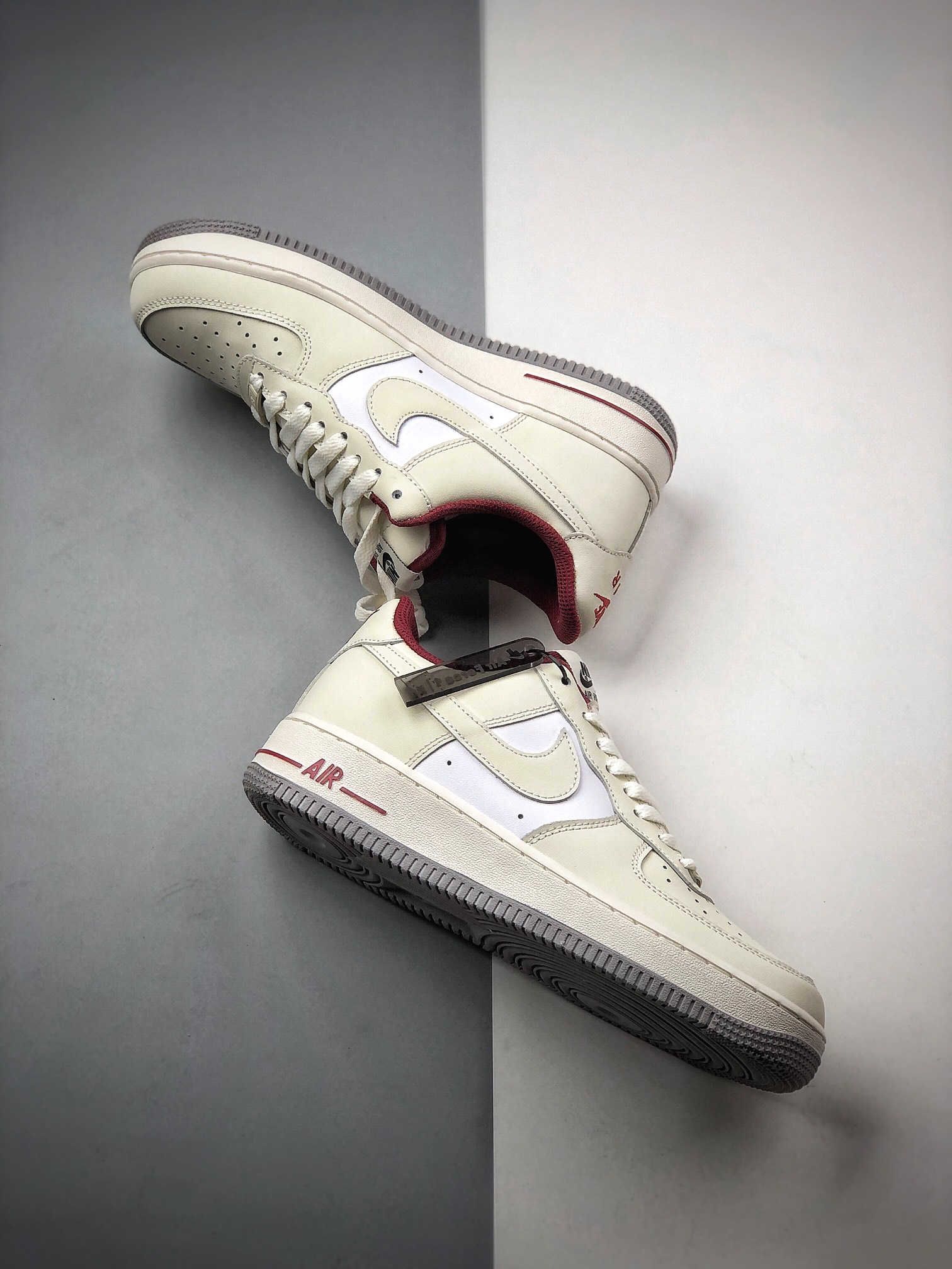 200 NIKE FORCE空军一号运动休闲板鞋DD7209-101