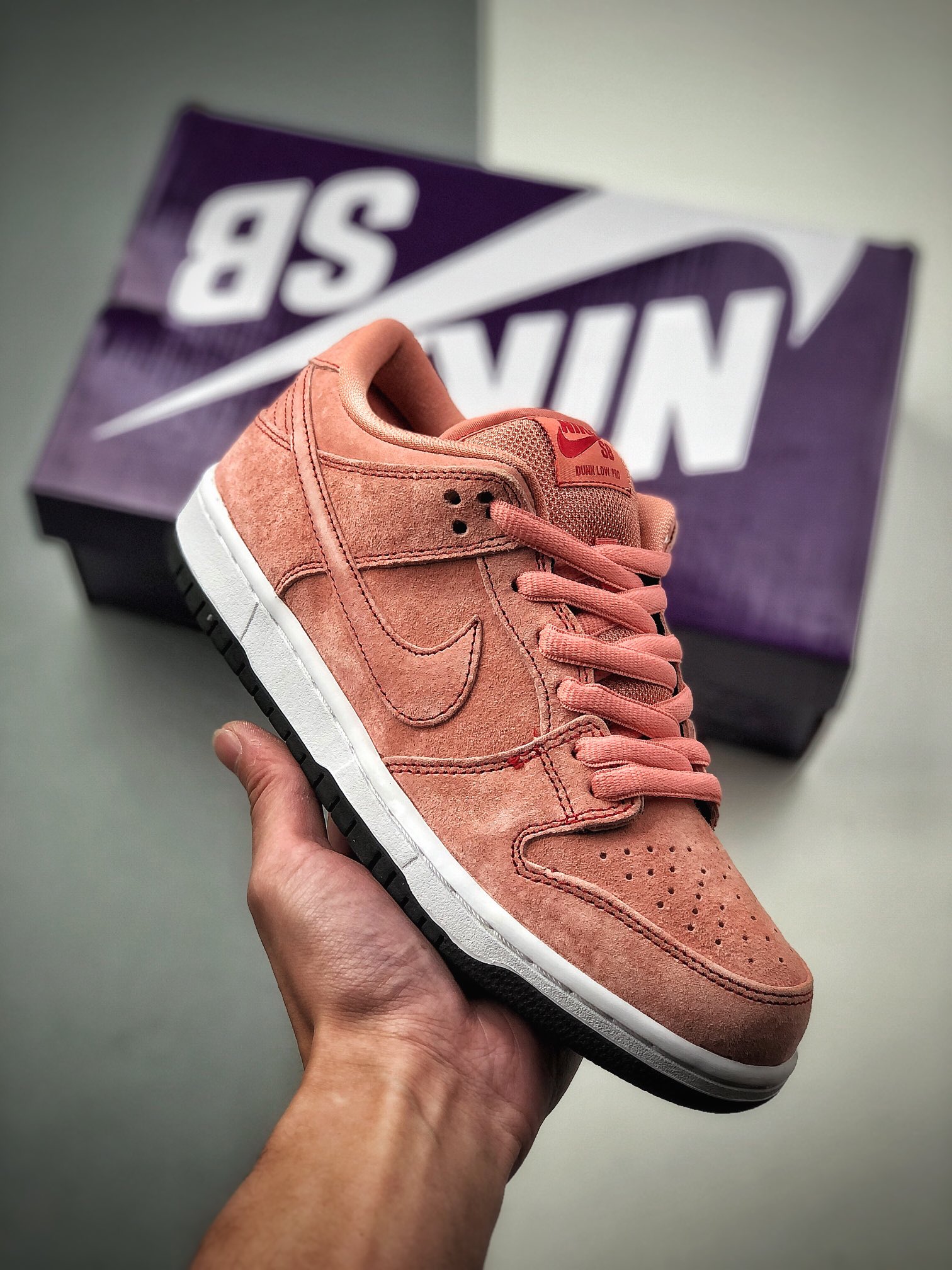 280  NIKE SB DUNK LOW PRO PRM CV1665-600