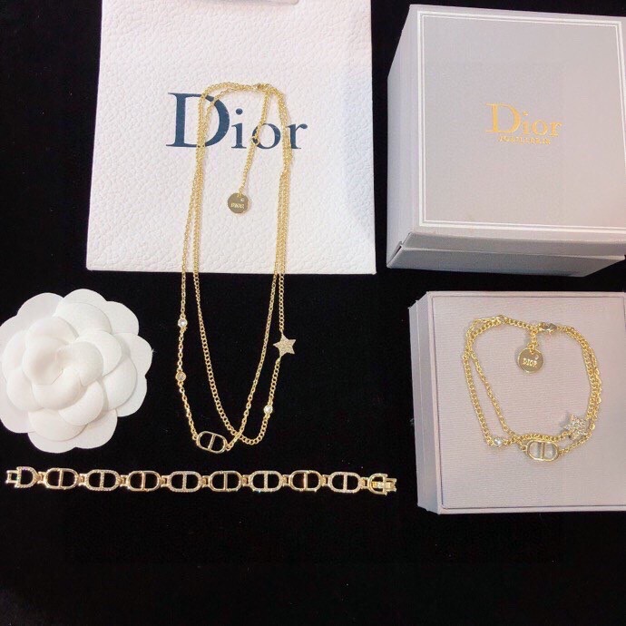 Dior Haute Joaillerie Fine Jewelry Earrings Necklace Ring Ref 6