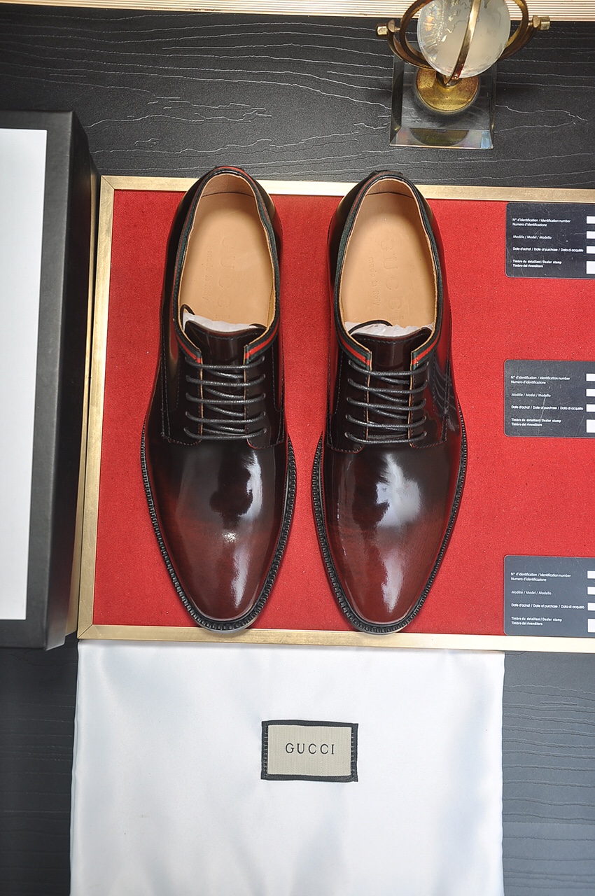 NO:828802,Italy's top luxury men's shoe giant (GUCCI) (Gucci) (full cowhide lining) has launched a new model with an original European style that is pleasing to the eye. In order to make the shoes more durable and non-deformable, the production continues to follow traditional methods, but there is still no lack of innovation. The leather is made of original sheepskin, which is smooth, natural and extra bright. It is made of imported cowhide. The first choice of the wealthy 38-45 (custom-made for 45),,gucci,cowhide,sheepskin19860909意大利顶级奢侈男鞋巨头(GUCCI)（古奇）（全牛皮内里）新款报到原汁原味的欧式风格 赏心悦目为了让鞋子更加耐用不变形制作继续沿用传统做法 但仍然不乏创新皮质上选择原版羊皮 流畅自然 并格外光亮进口牛皮制作而成 土豪的第一选择 38-45(45定做),,gucci,cowhide,sheepskin,Men's shoes