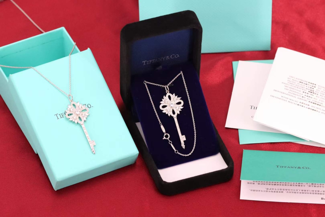 Tiffany & Co. Tiffany&Co. key 大号圣诞钥匙项链