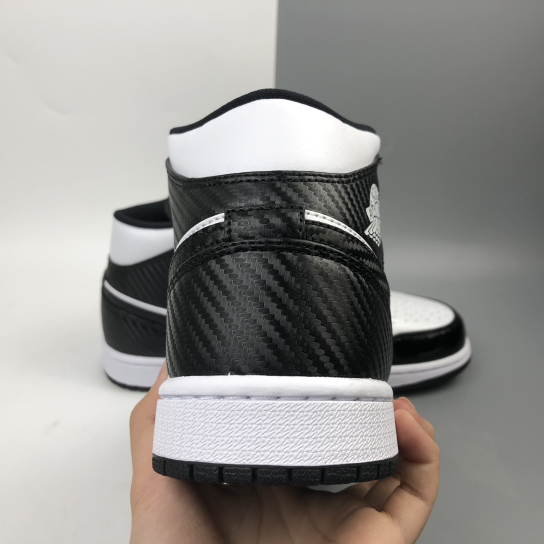 240 Air Jordan 1 Mid AJ1 乔1 中帮百搭休闲运动板鞋 DD1649-001