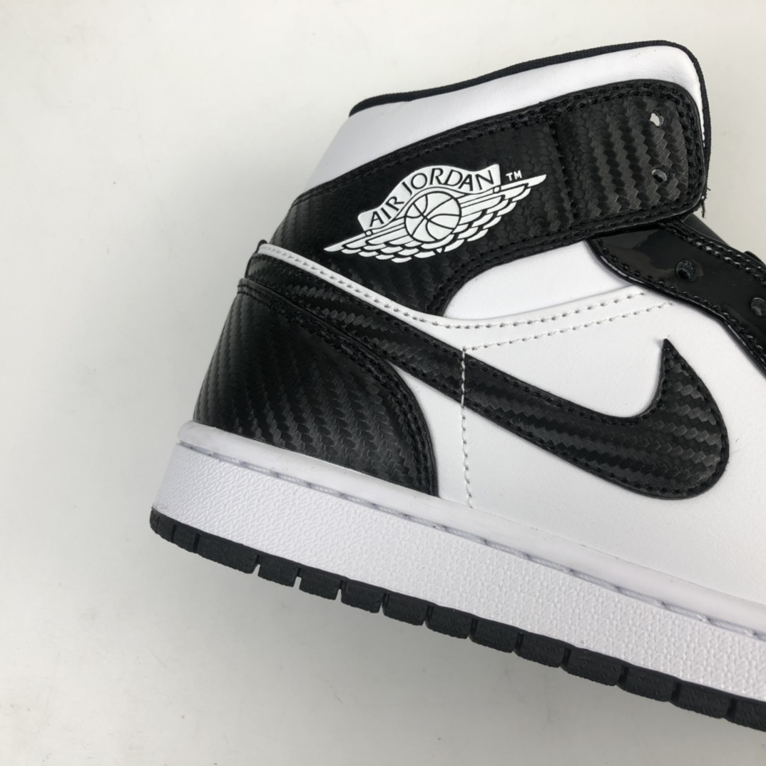 240 Air Jordan 1 Mid AJ1 乔1 中帮百搭休闲运动板鞋 DD1649-001