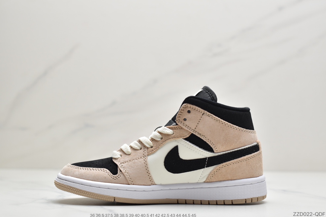 240 公司级 Air Jordan 1 Mid “Euro Tour” 乔1中帮麂皮BQ6472-800