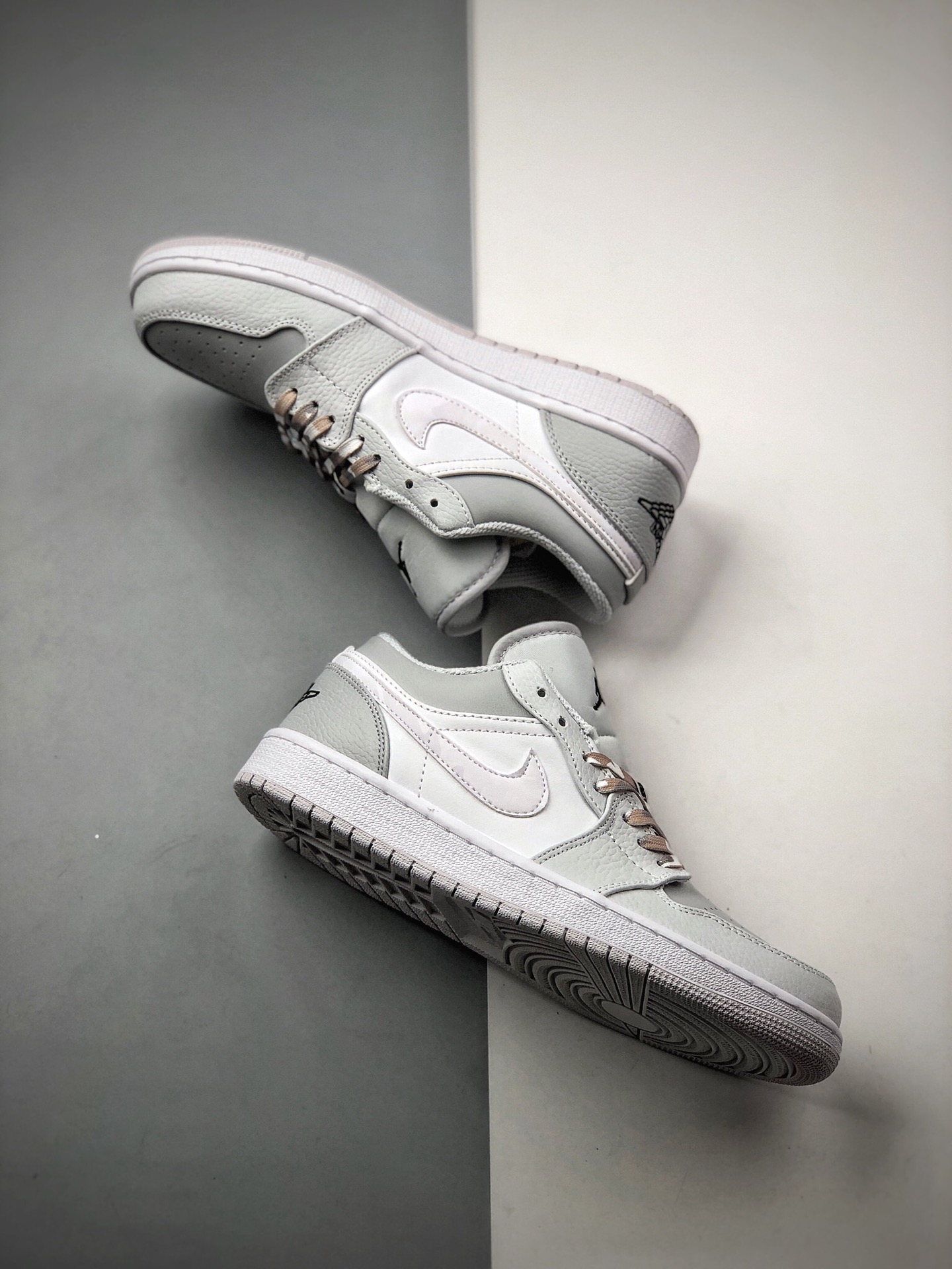 200  AJ1 乔1 乔丹1代低帮 Air Jordan 1 Low “Camo”迷彩勾乔1低帮灰色DC9036-100