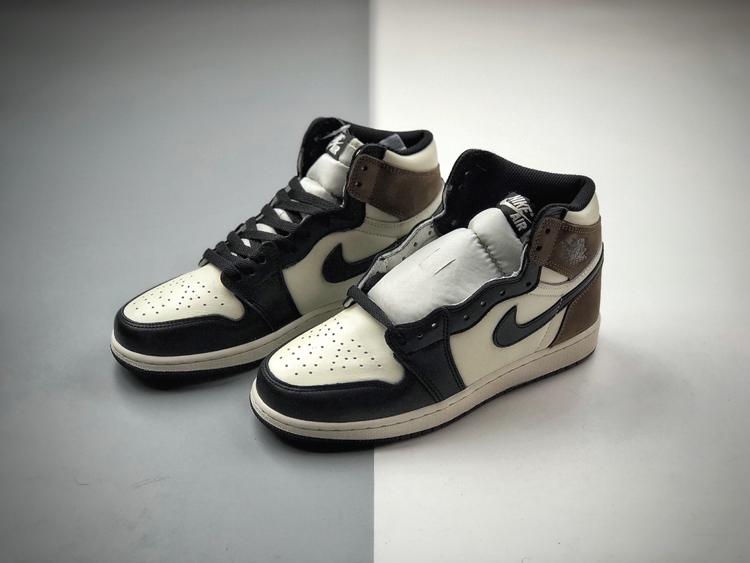 260   Air Jordan 1 Dark Mocha AJ1黑摩卡 小倒钩 555088-105