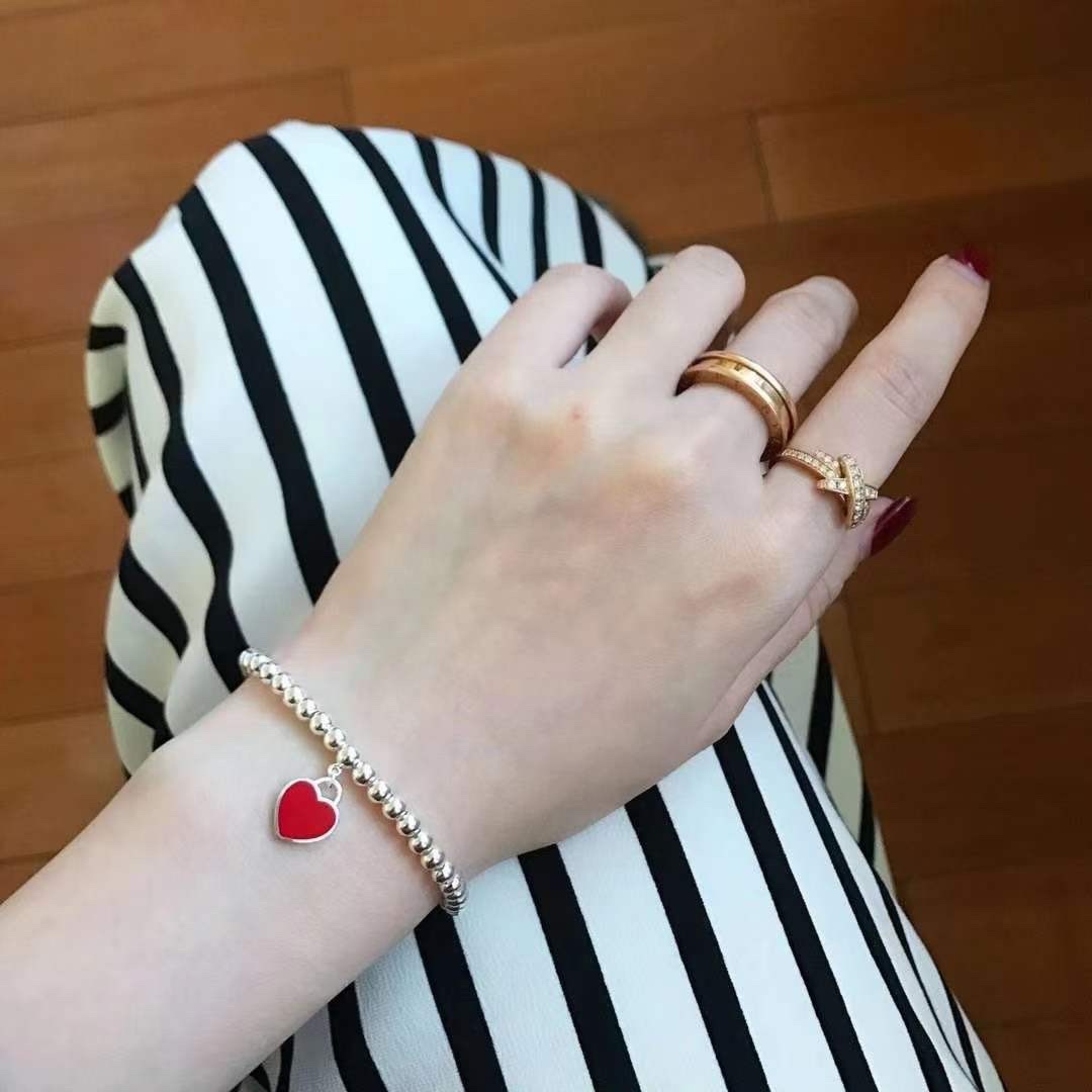 Tiffany & Co. 超超 红心手链色