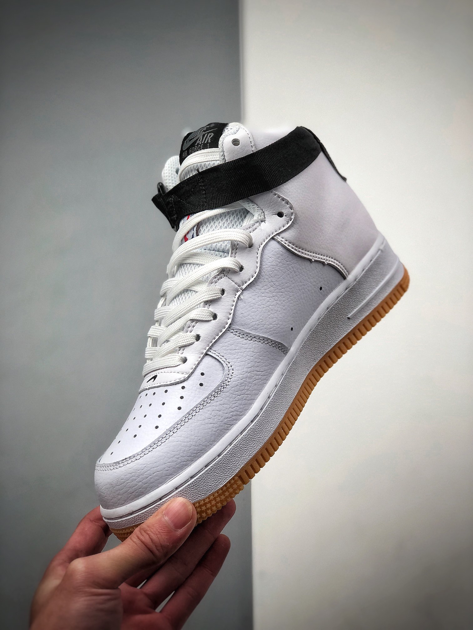 220 NIKE FORCE空军一号运动休闲板鞋  CT2306-100