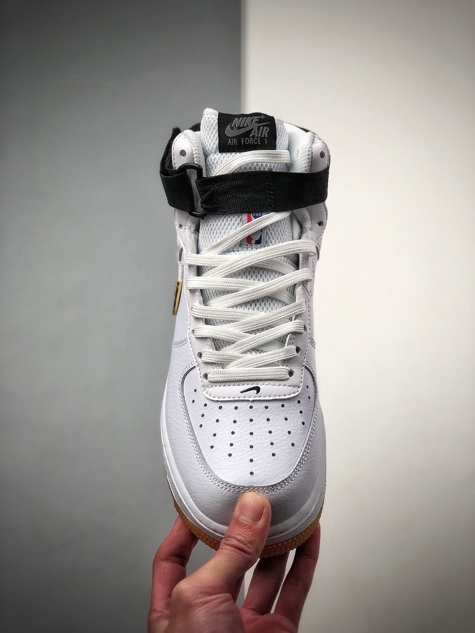 220 NIKE FORCE空军一号运动休闲板鞋  CT2306-100