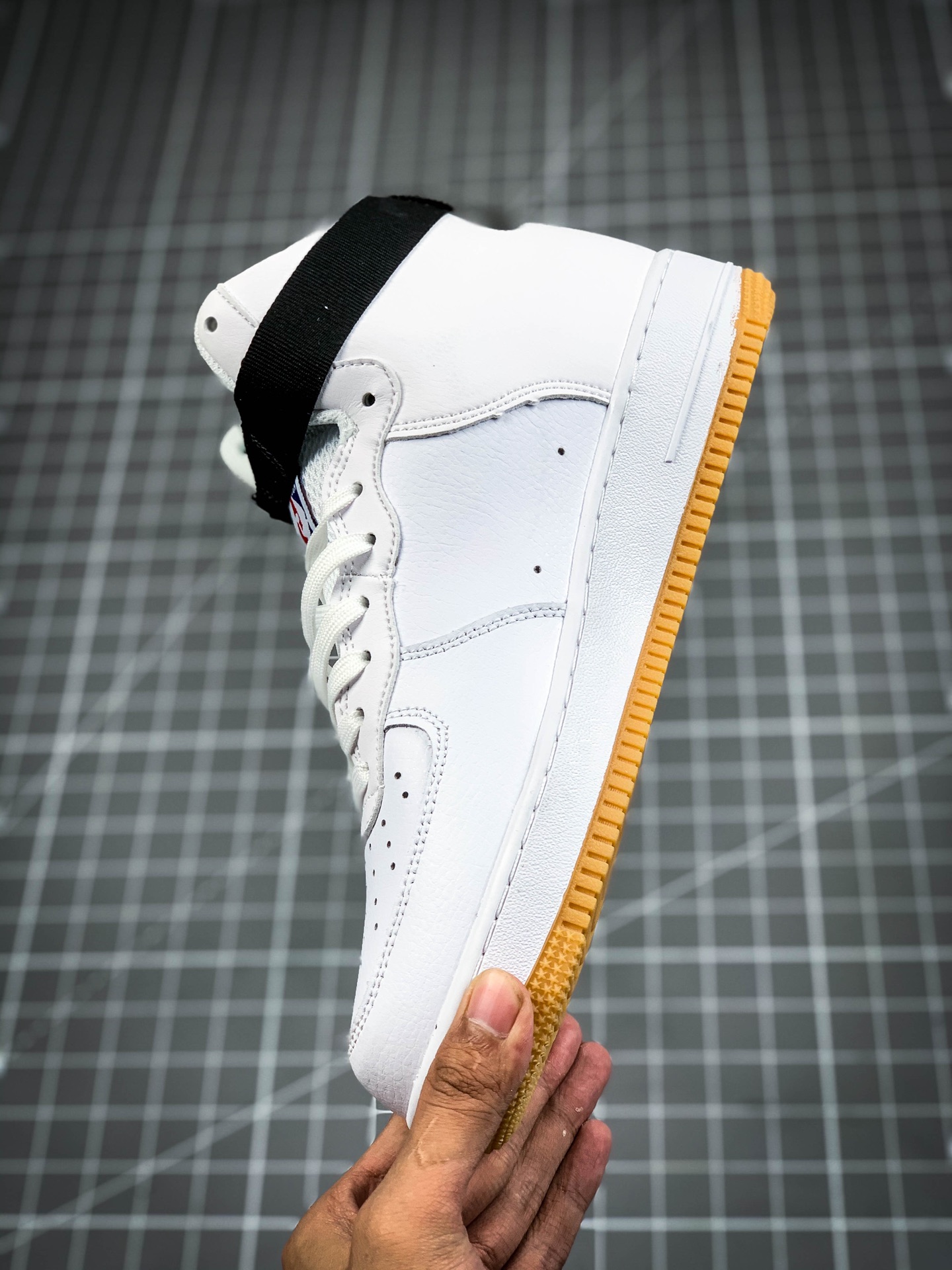 220 NIKE FORCE空军一号运动休闲板鞋CT2306-100