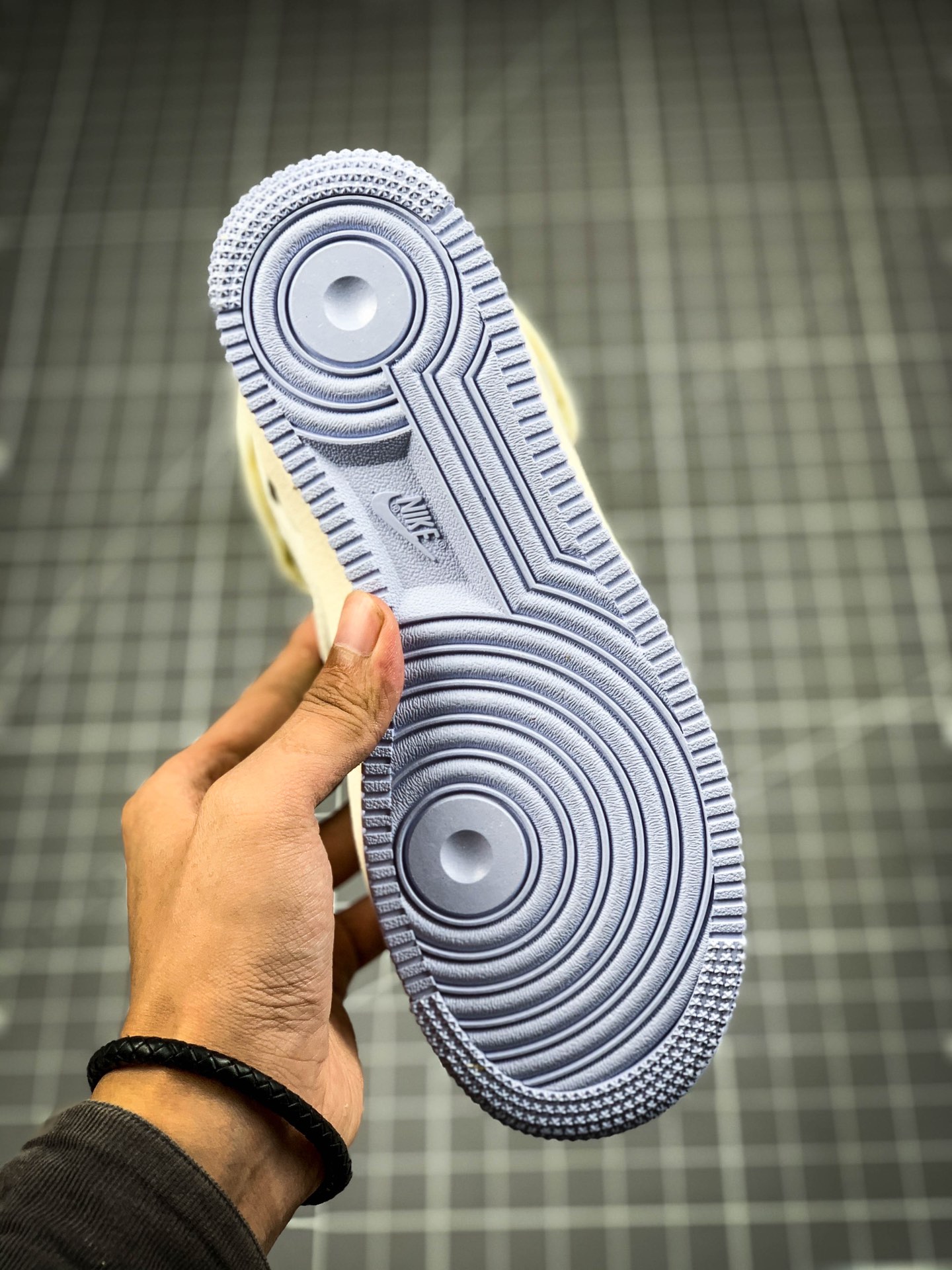 200 NIKE FORCE空军一号运动休闲板鞋 CQ4810-111