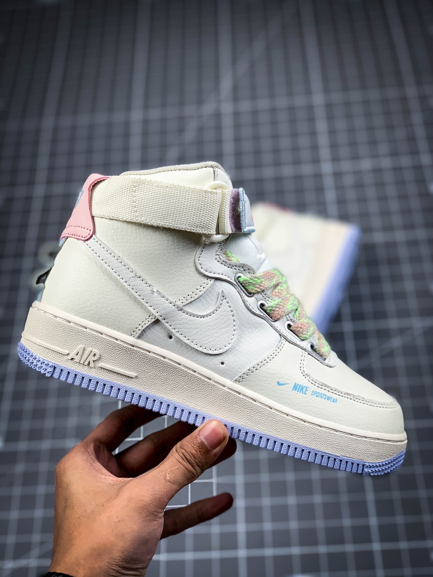 200 NIKE FORCE空军一号运动休闲板鞋 CQ4810-111