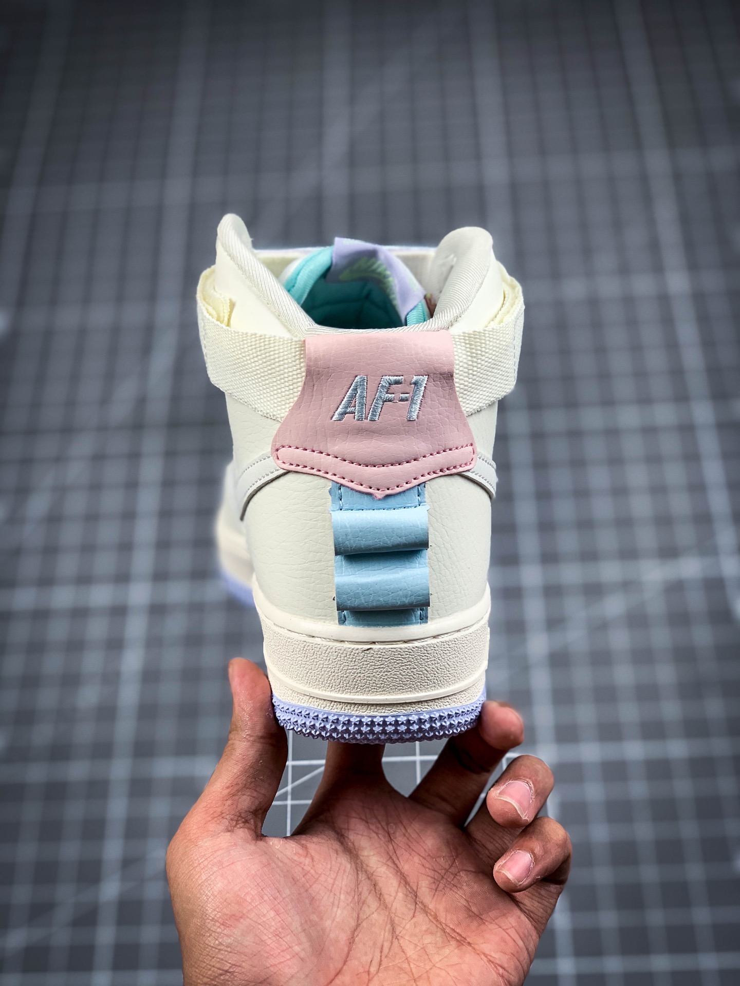 200 NIKE FORCE空军一号运动休闲板鞋 CQ4810-111