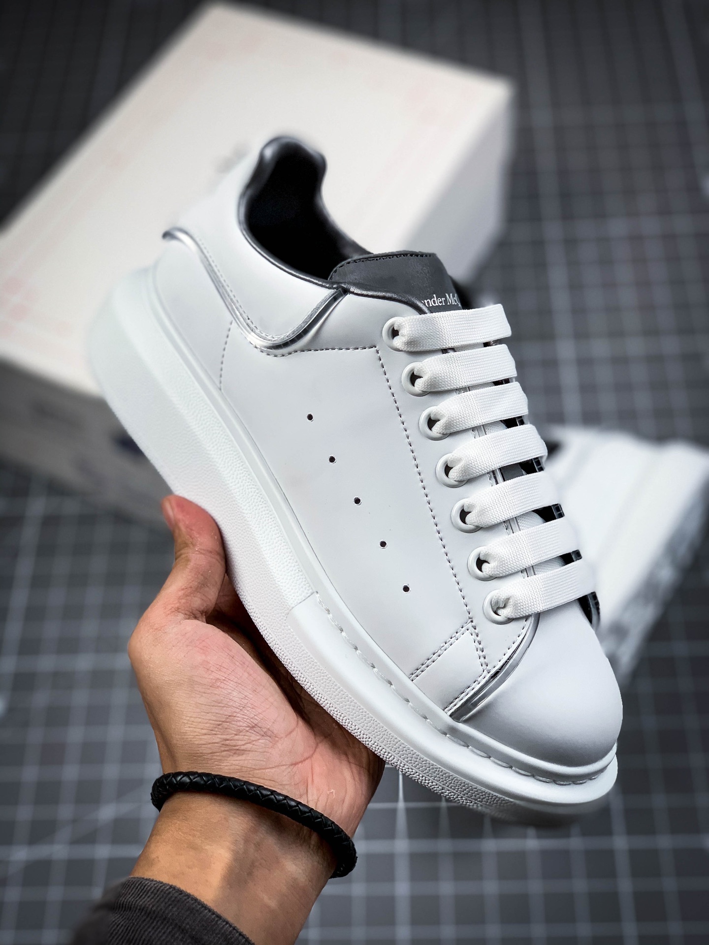 480 顶级独家代购版芯片可扫 Alexander McQueen/亚历山大麦昆 松糕鞋厚增底高小白鞋/全白 42 43 44