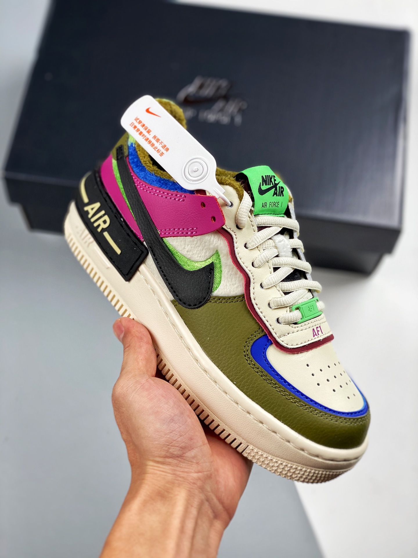Air Force 1 Shadow verde oliva combinado, zapatilla casual de caña baja ligera y con aumento de altura, "empalme de mac…