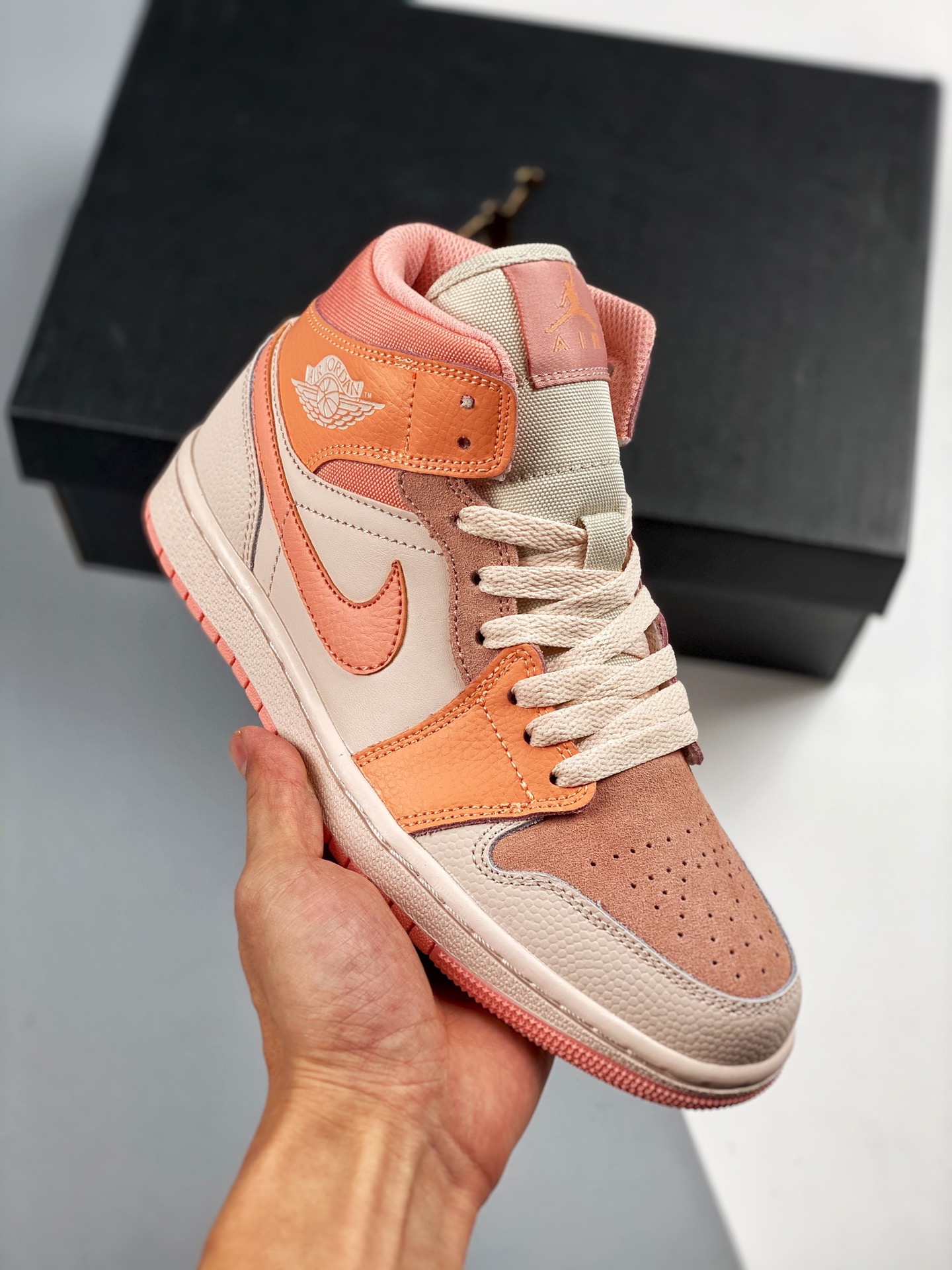 Air Jordan 1 Mid "Apricot Orange" naranja albaricoque, pedido de cliente de comercio exterior de Tmall, la mayor artesa…