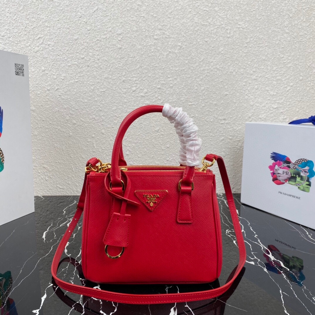 Prada Galleria Best
 Handbags Clutches & Pouch Bags Gold Saffiano Leather Mini