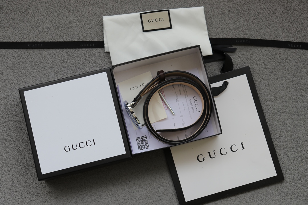 GUCCI爆款腰带 🅿️140
全新对版.长期供应款. 
进口PVC印花带身.精钢扣头. 
专柜全套包装. 规格：1.15米*3.8cm