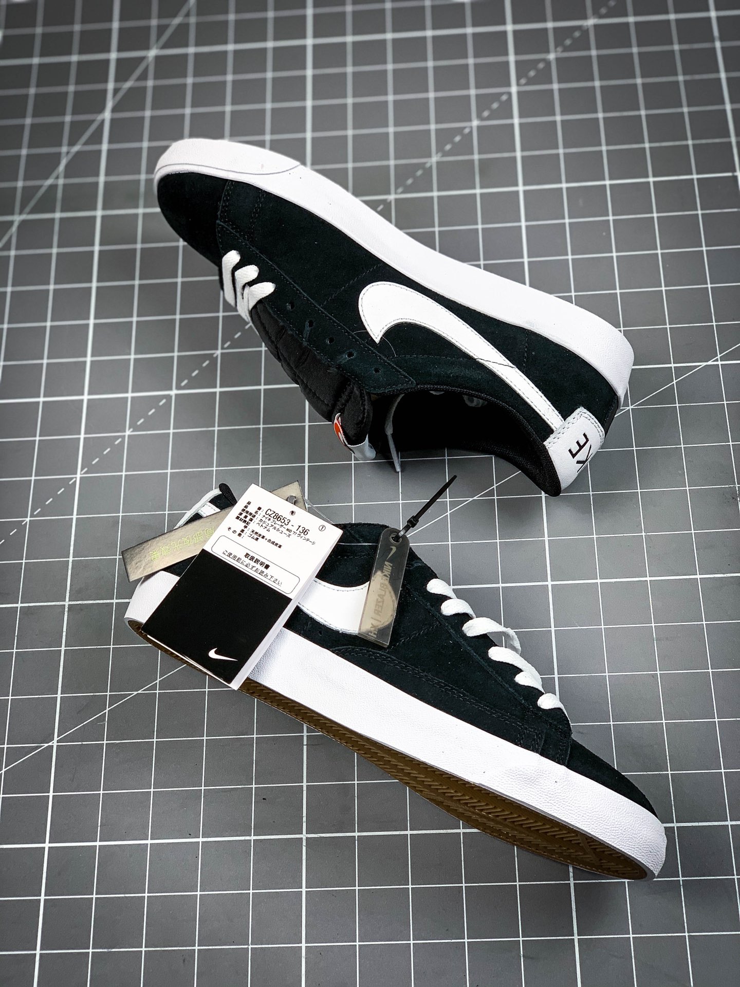 170 王一博同款 Nike W Blazer Mid Vintage Suede 复古经典开拓者 538402-004