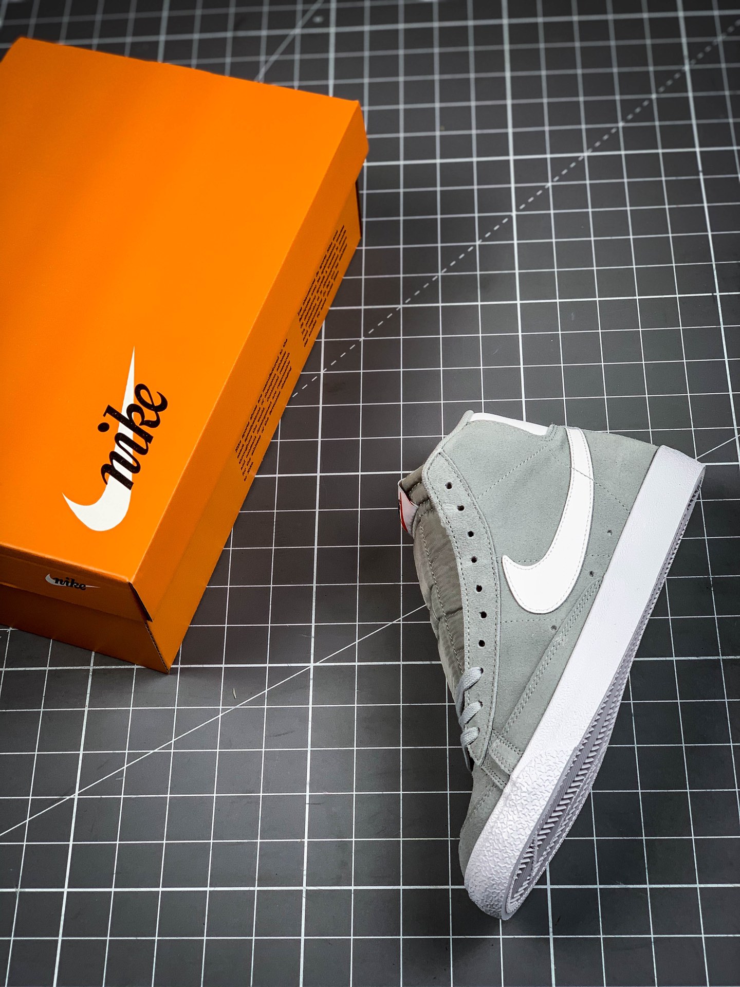 200 王一博同款 Nike W Blazer Mid Vintage Suede 复古经典开拓者538402-004